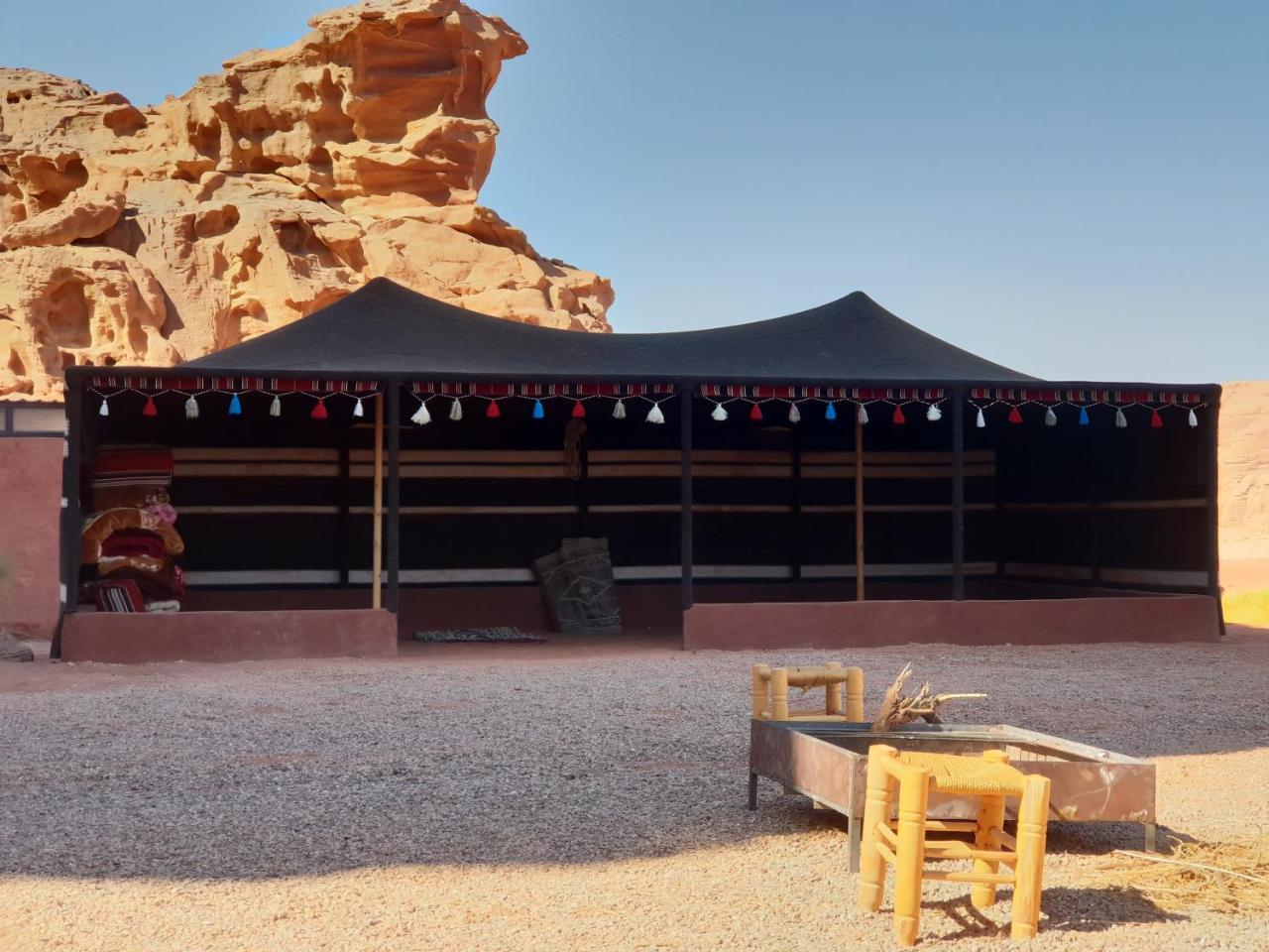 Real Bedouin Experience Tours & Camp Hotel Wadi Rum Exterior photo