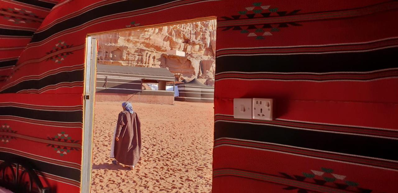 Real Bedouin Experience Tours & Camp Hotel Wadi Rum Exterior photo