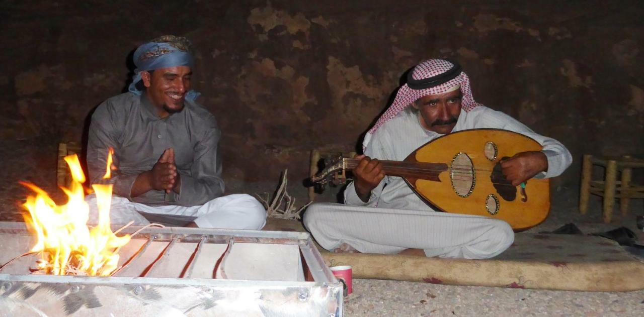 Real Bedouin Experience Tours & Camp Hotel Wadi Rum Exterior photo